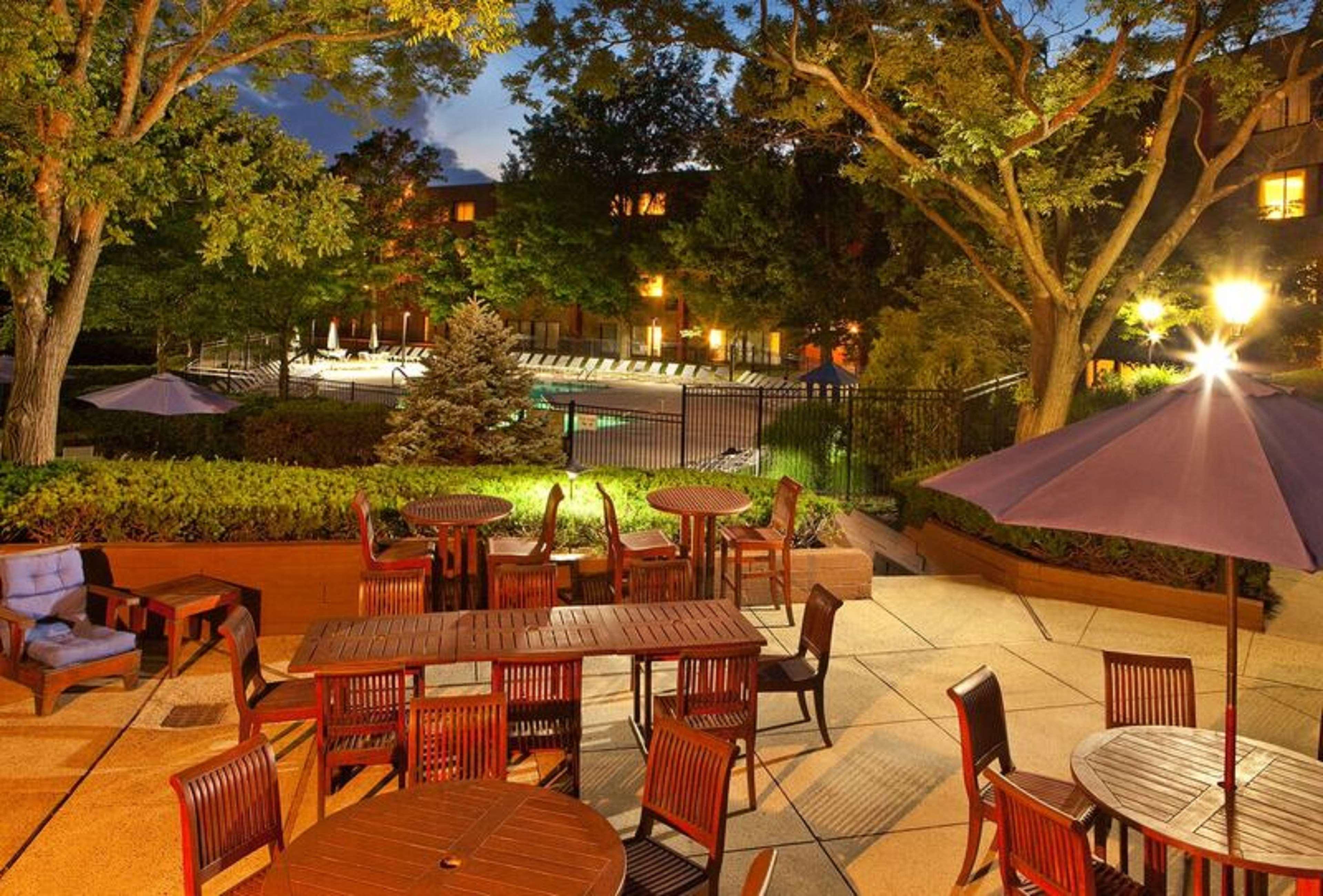 Hilton Woodcliff Lake Exterior foto