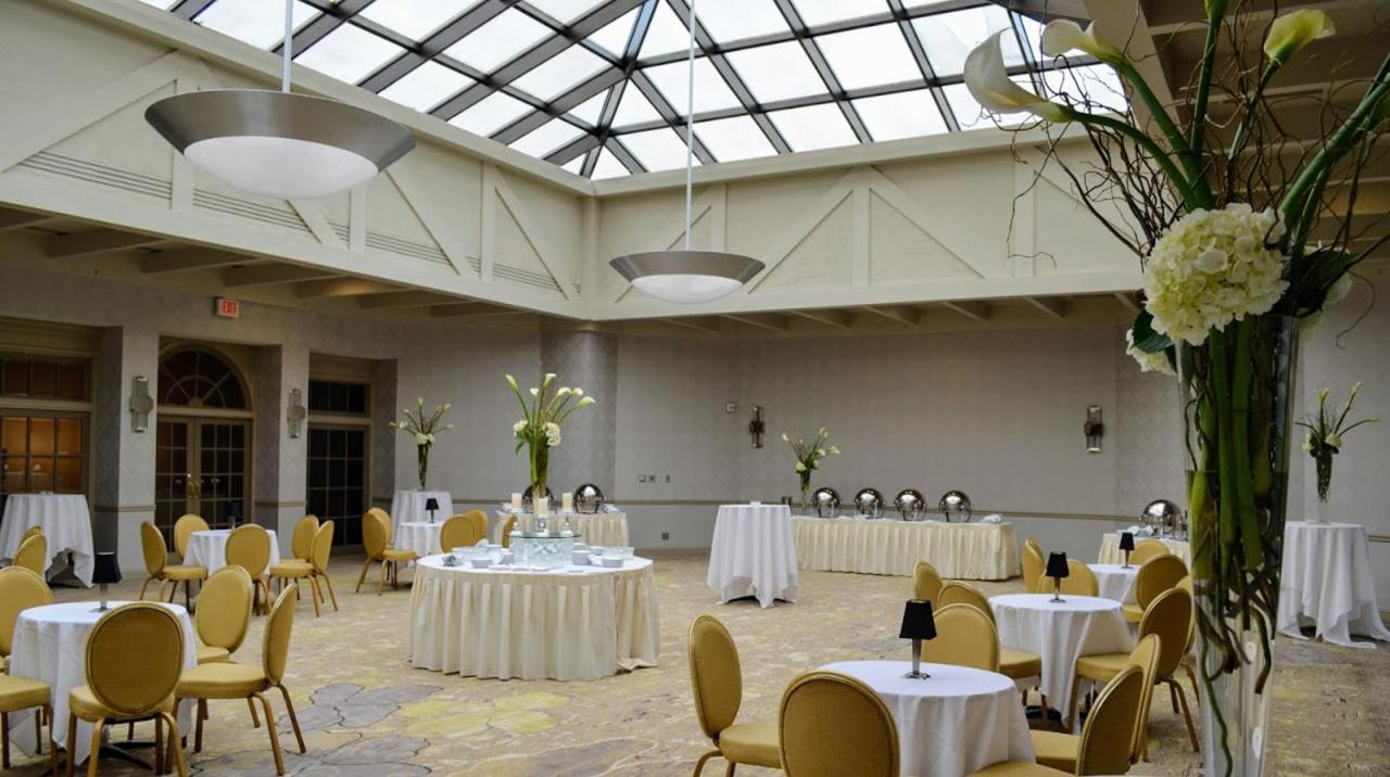 Hilton Woodcliff Lake Exterior foto